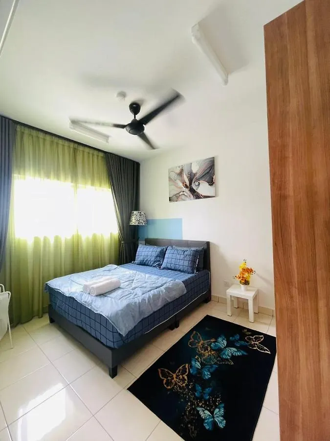 E. R Homestay 3R2B Nearby Klia Sepang Malaysia